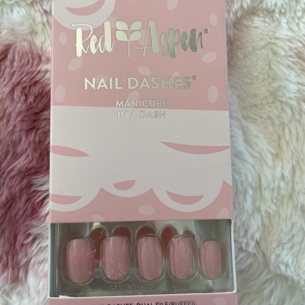 Red Aspen Nail Dash
